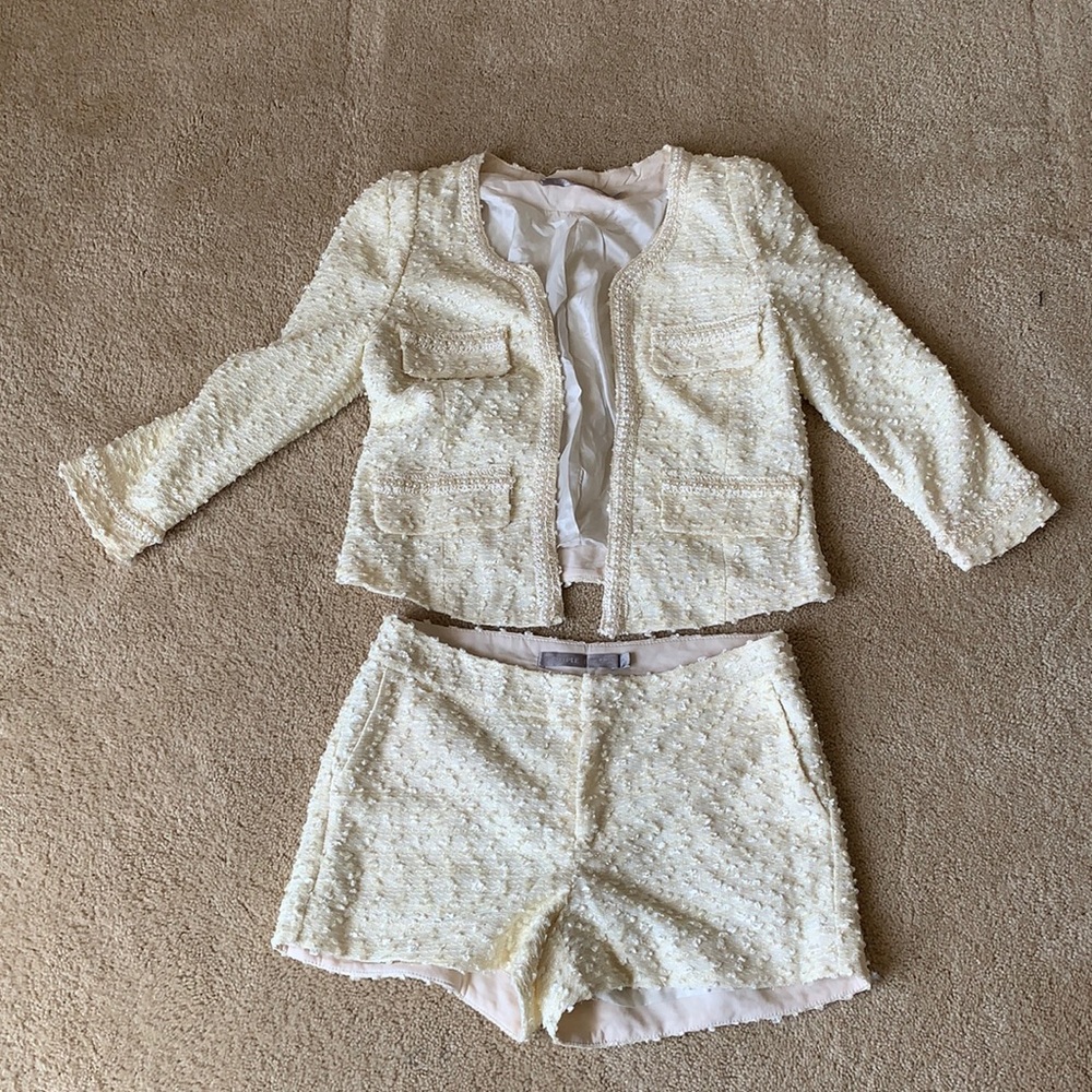 Simple From Sc Short And Jacket Set - image 1